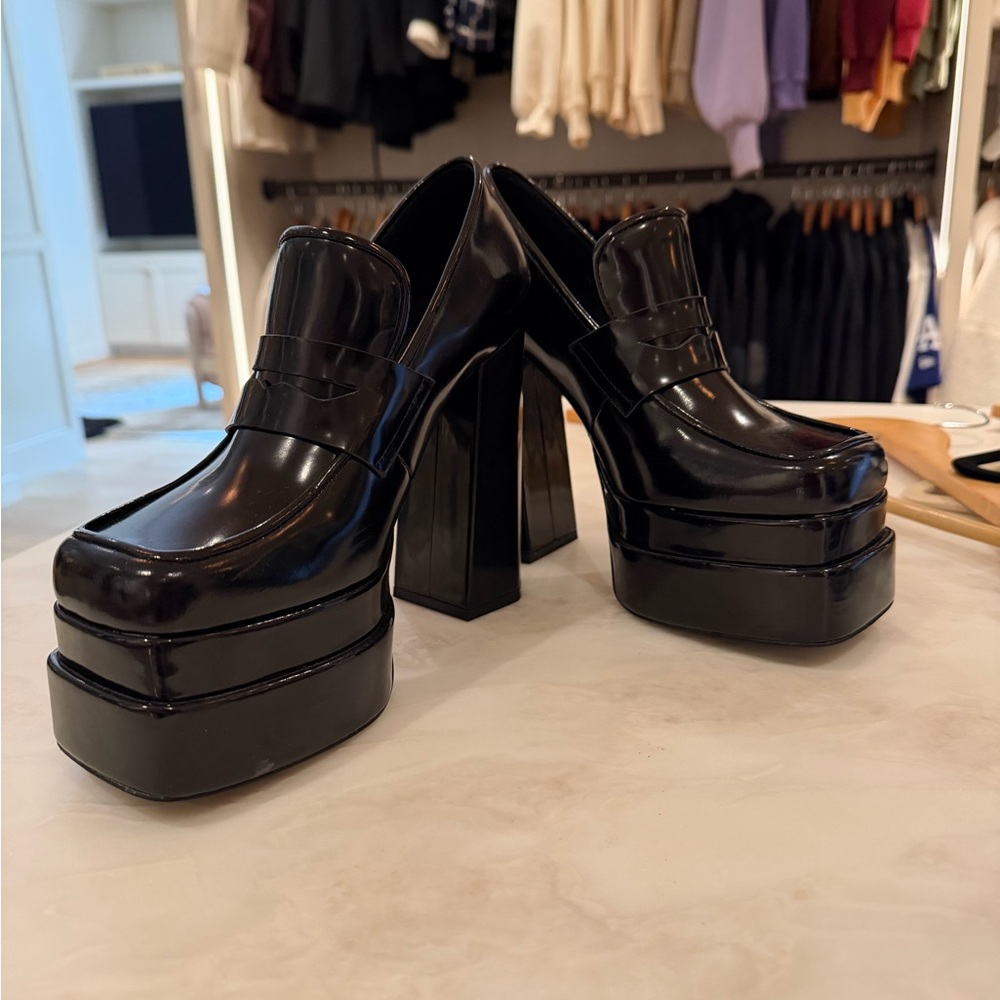 JEFFREY CAMPBELL | Black Platform Loafer Heels - Women (sz 8)